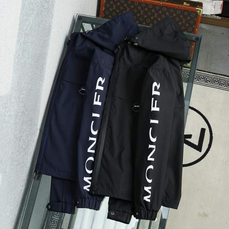 Picture of Moncler Jackets _SKUMonclerM-XXL7sn1631014
